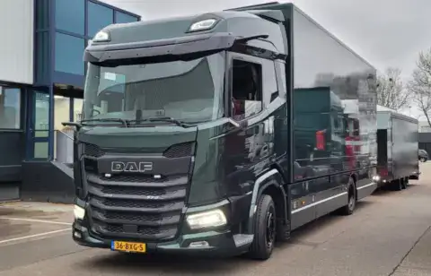 Afgeleverde truck DAF XF370 FA voor Carlink