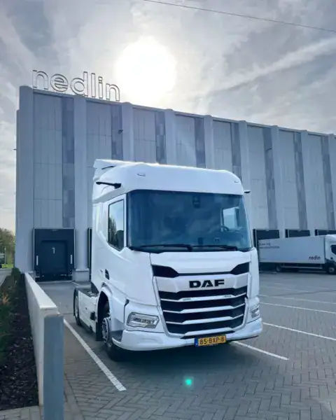 Afgeleverde truck DAF XD 410 FT voor Nedlin B.V.