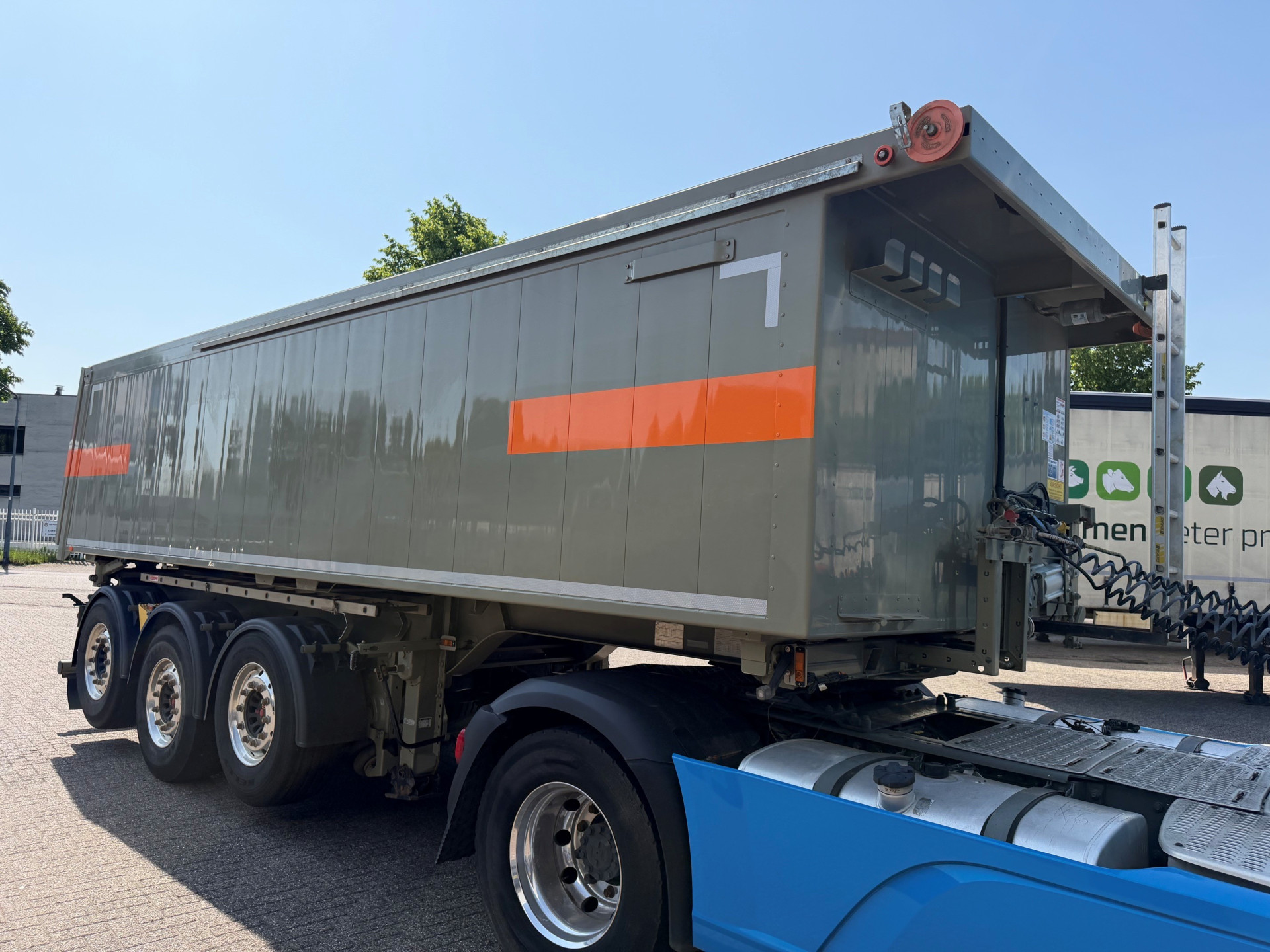Trailer-Bestand